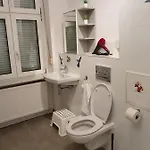 Lichtenberger For 6 People Appartement Berlin