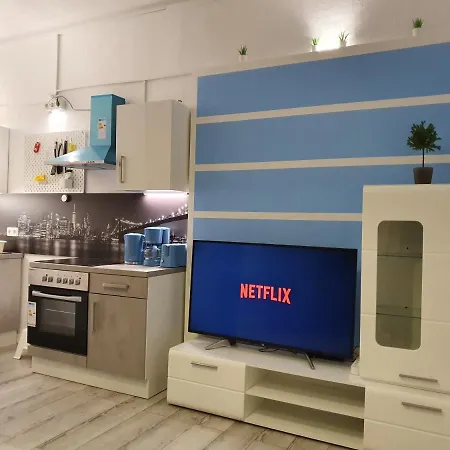 Central Lichtenberger For 6 People Apartamento Berlim