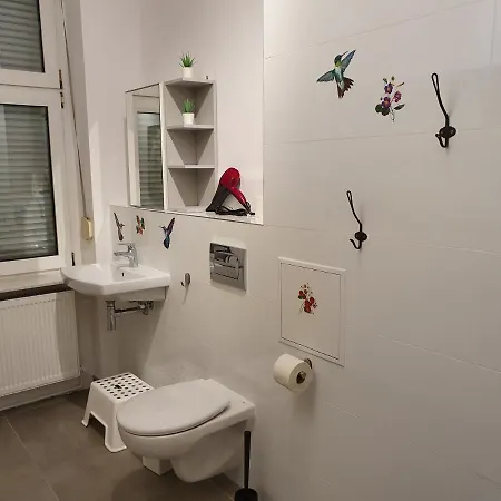 Central Lichtenberger For 6 People Apartamento Berlim