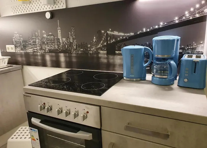 Lichtenberger For 6 People Berlín