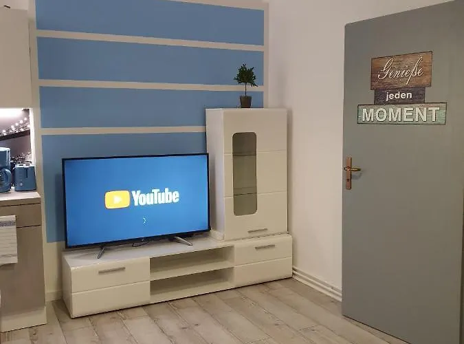 דירה Lichtenberger For 6 People *