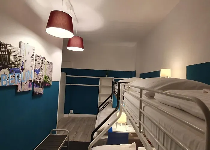 Lichtenberger For 6 People Apartamento Berlín