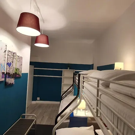 Lichtenberger For 6 People Apartment Berlin