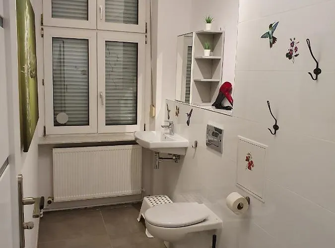 Lichtenberger For 6 People Apartamento Berlín